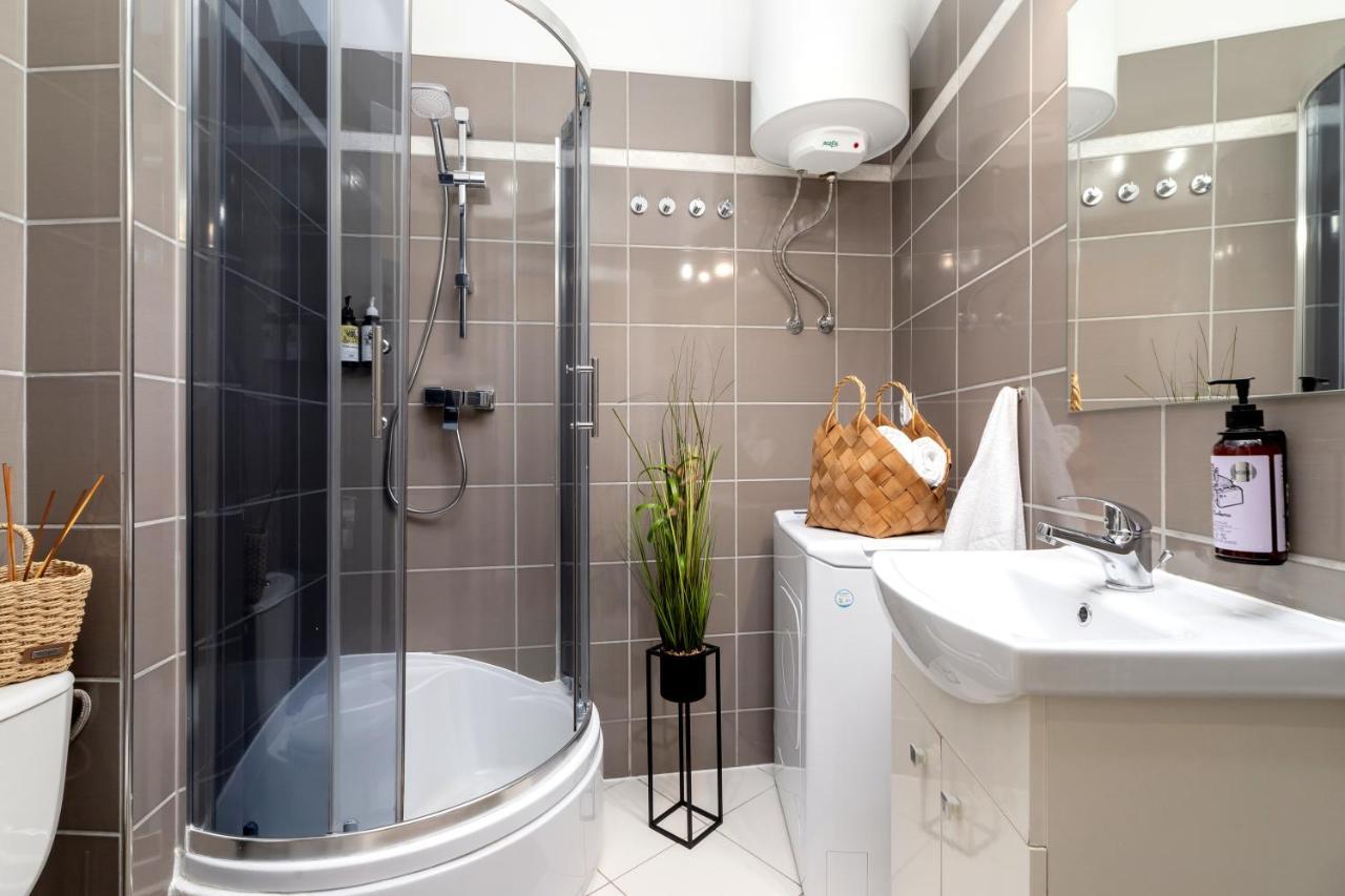 Wow Apartment By Cozyplace Krakau Buitenkant foto
